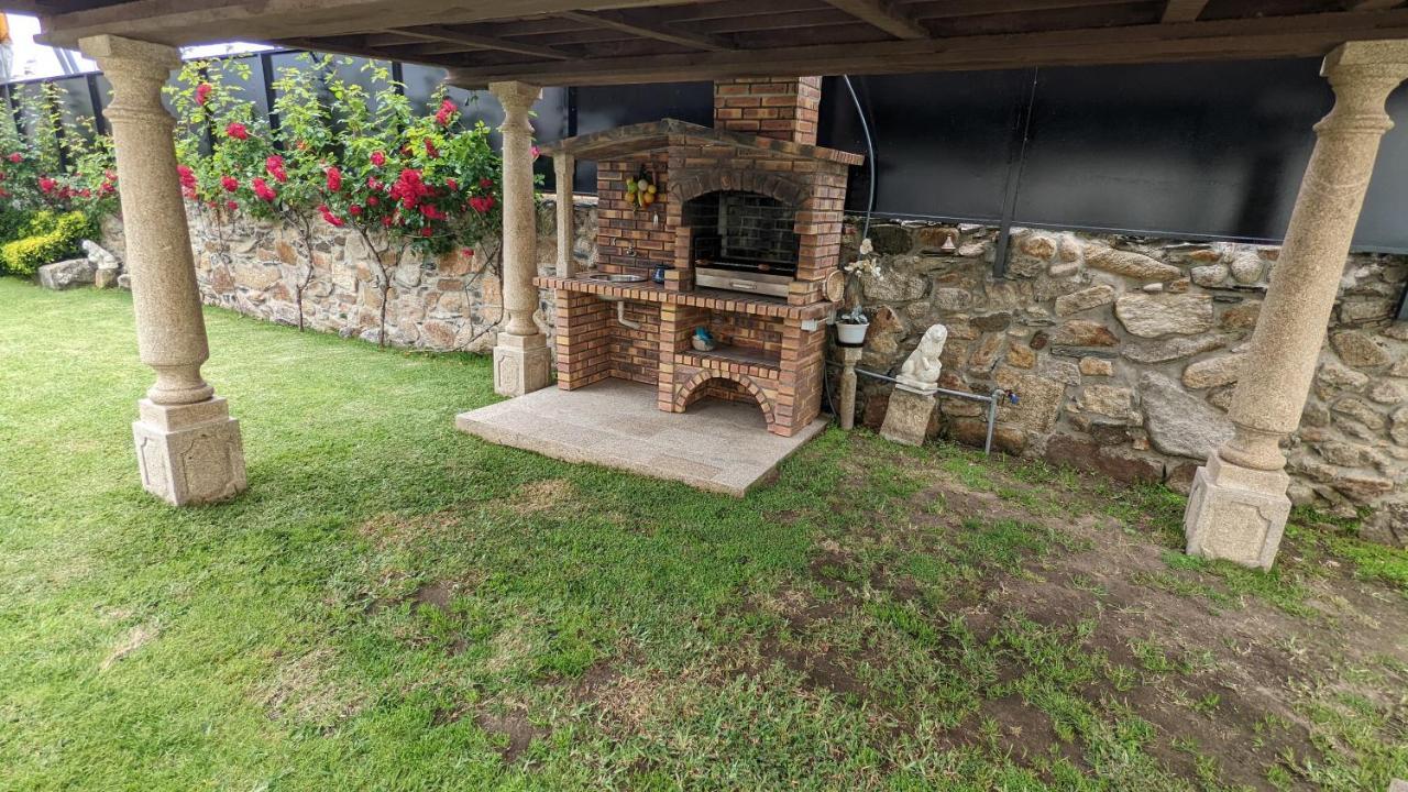 Room Villa Ribeiro Pilgrims Way To Santiago Bike A Garage For Marinhas 埃斯波森迪 外观 照片